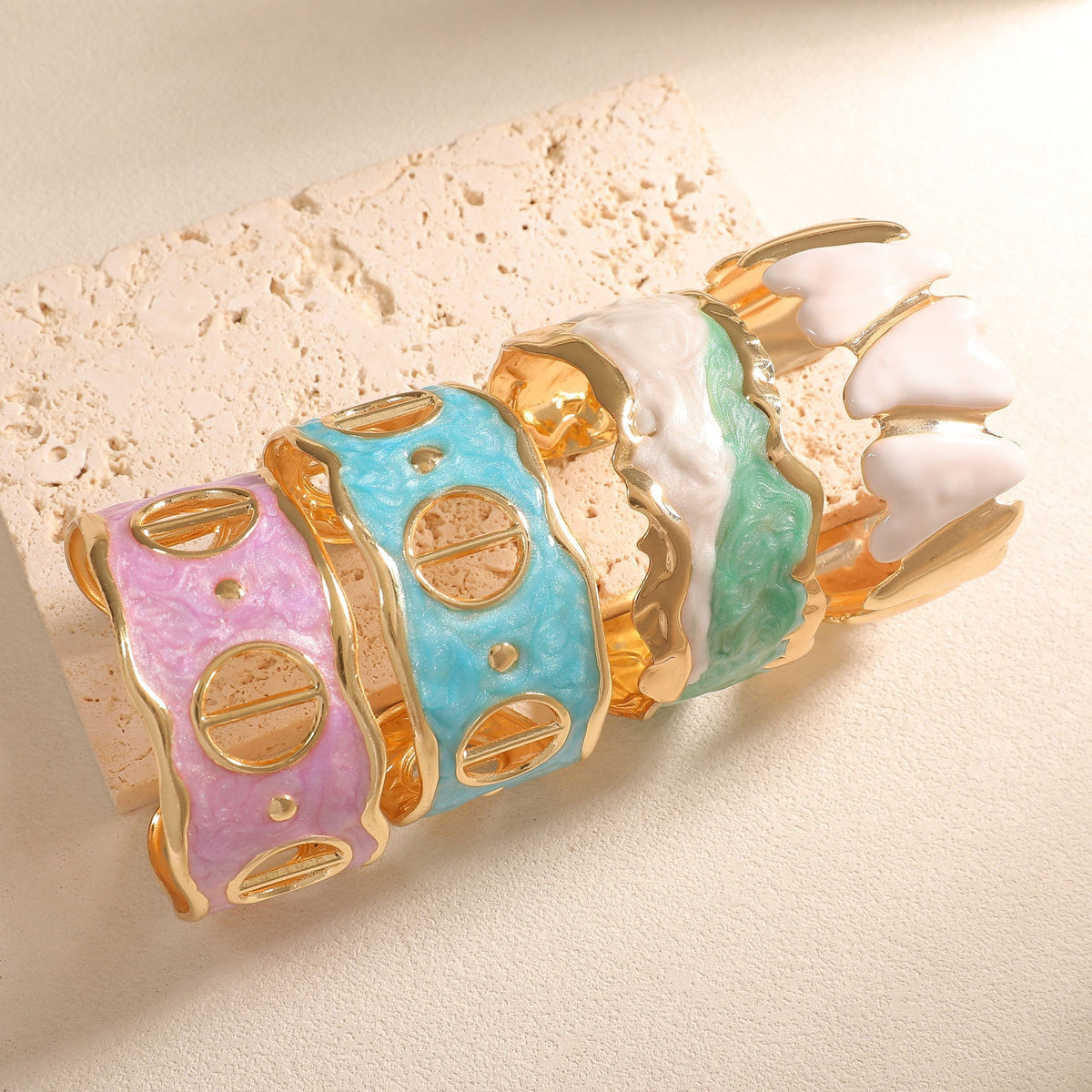 Damen offene Manschettenarmband mit künstlerischem Schlangendesign Tracht Nova