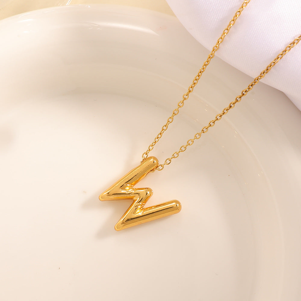 Damenkette mit gebogenem Buchstabenanhänger Tracht Nova