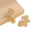 Damen-Ohrclips mit aufwendigem Blumendesign und Perlenakzent Tracht Nova