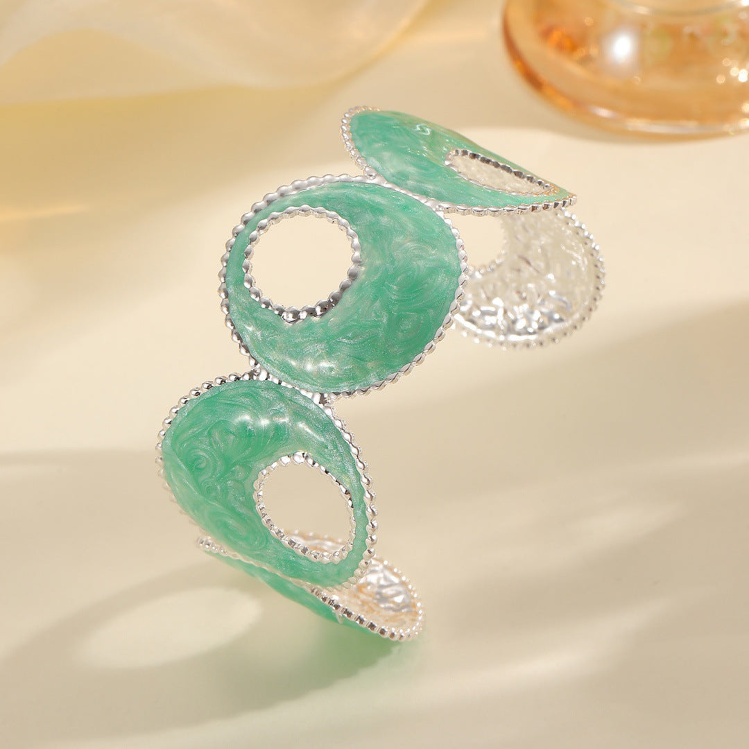 Frauen Offenes Armband mit künstlerischem, mehrfarbigem Design Tracht Nova