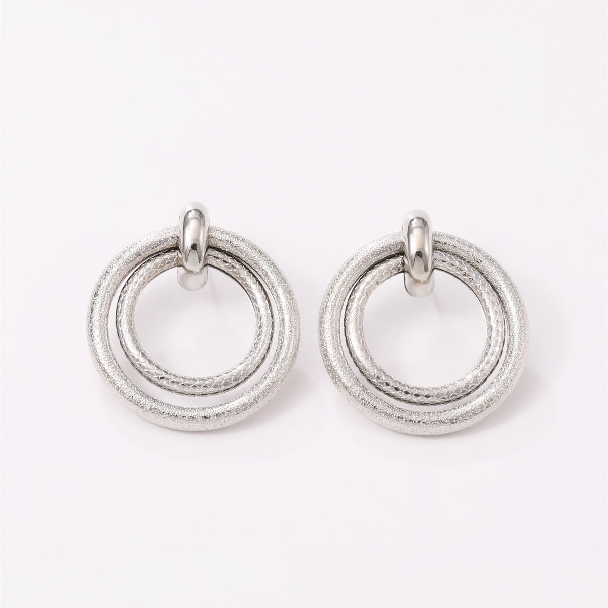 Damen Hängende Ohrringe mit elegantem, geschwungenem Ringdesign Tracht Nova